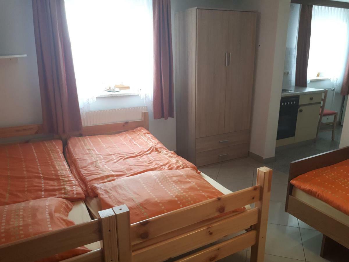 Fewo Ploesch Vlg. Maierhofer Apartamento Lavamünd Exterior foto