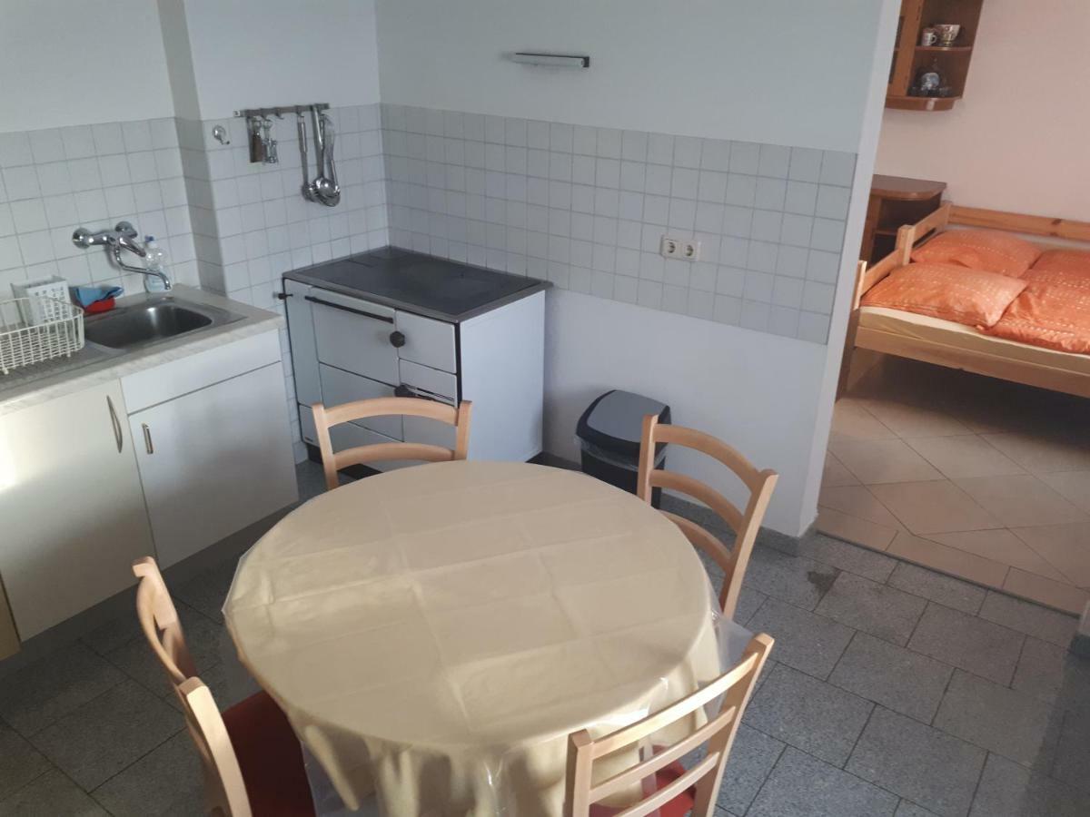 Fewo Ploesch Vlg. Maierhofer Apartamento Lavamünd Exterior foto